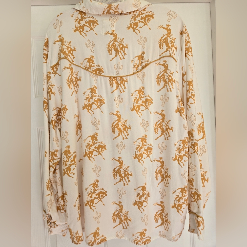 Cotton & Rye Cowboy Horse Western Print Button Down Shirt - Cream and Gold- XL - Picture 10 of 12